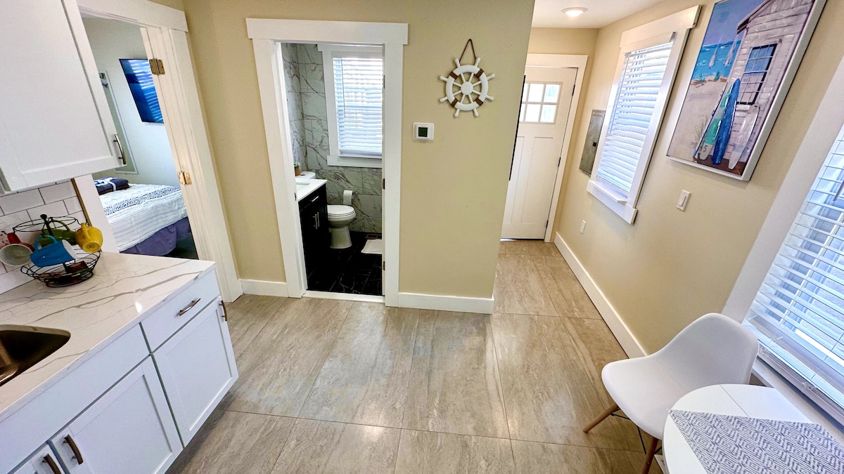 Dining area image 3
