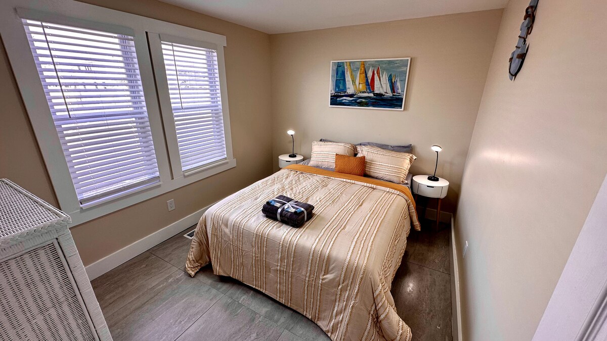 Bedroom 2 image 1