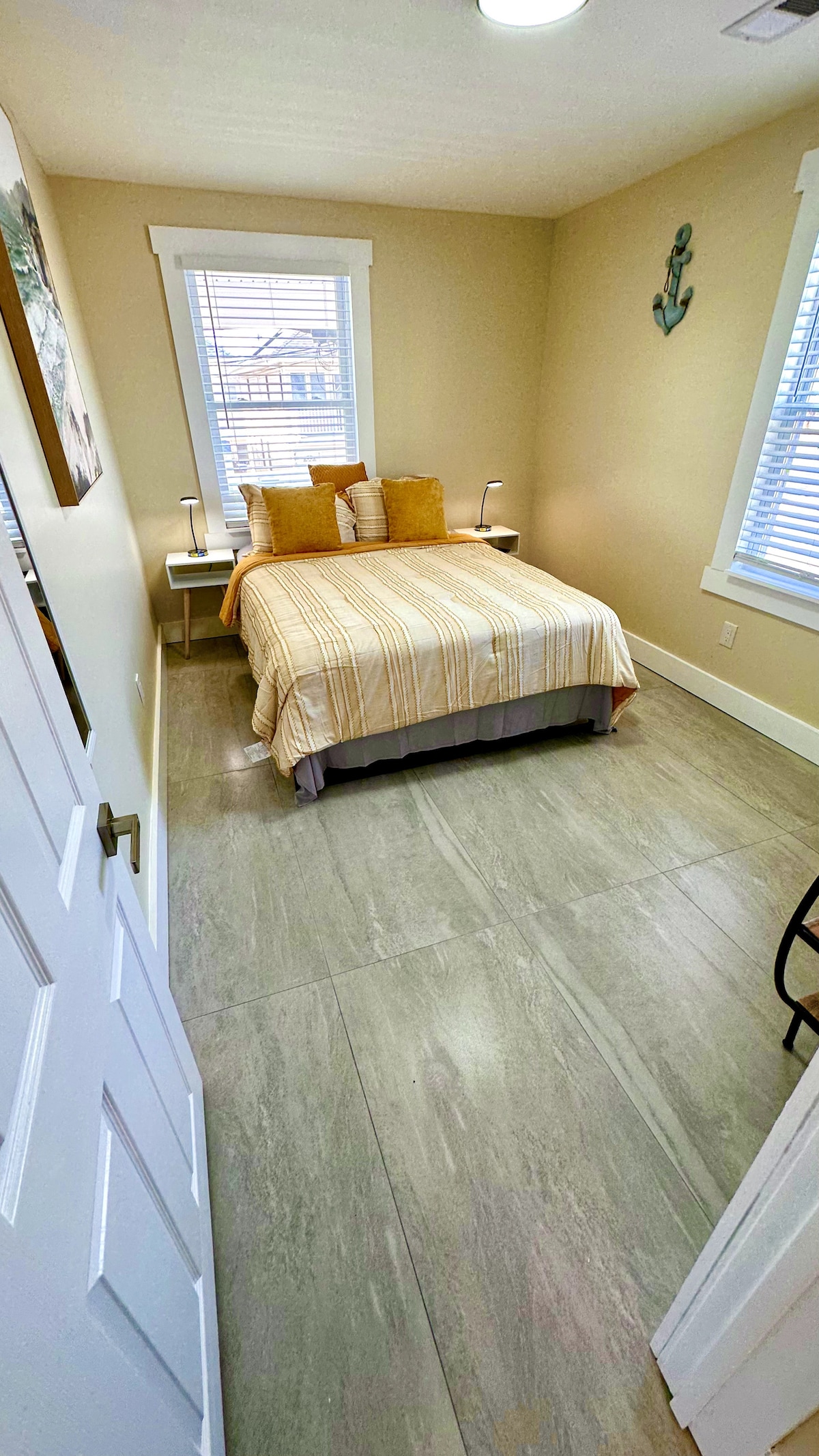 Bedroom 2 image 2