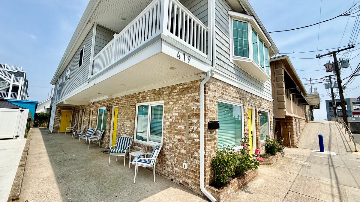 Exterior image 1