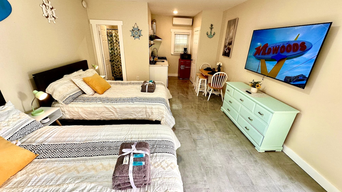 Bedroom image 1