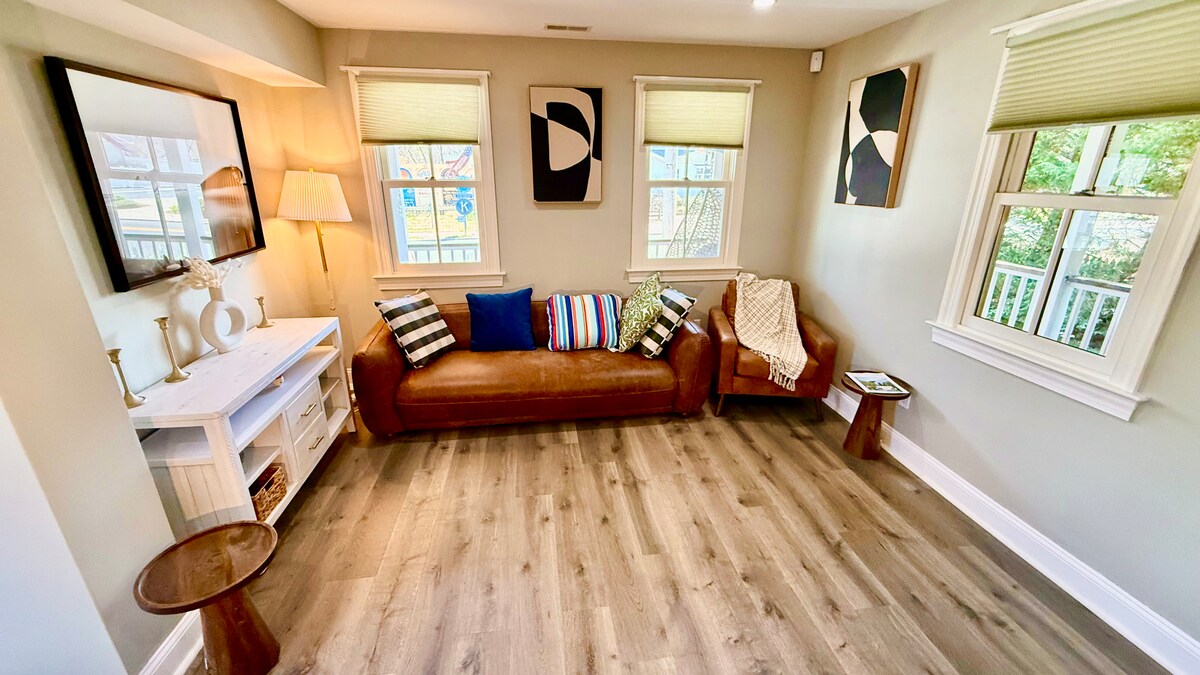Living room image 20