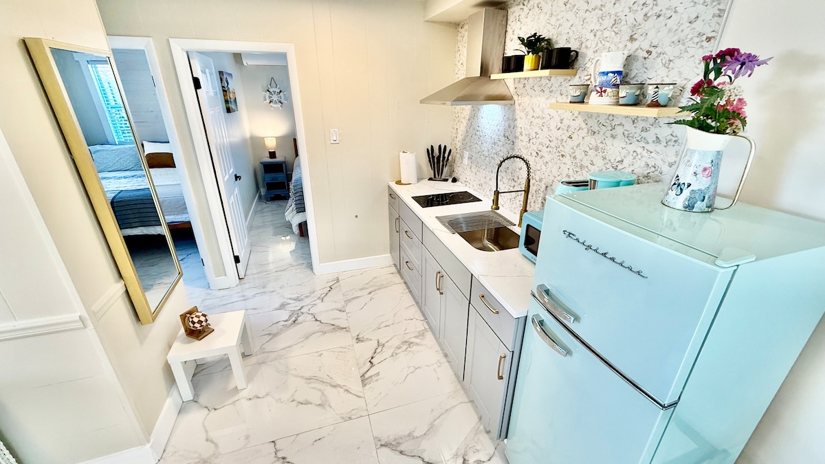 Full kitchen image 1