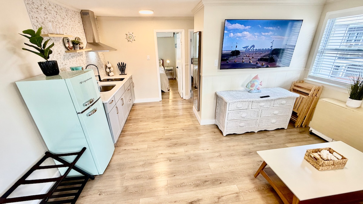 Full kitchen image 2