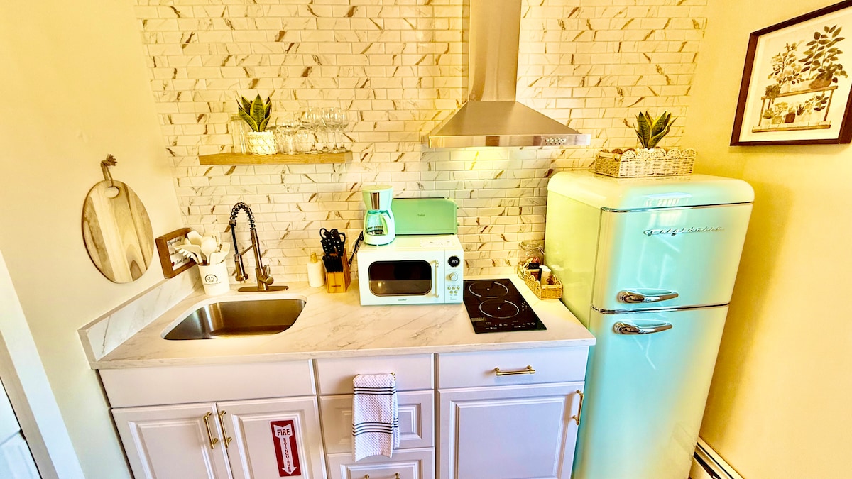 Full kitchen image 11