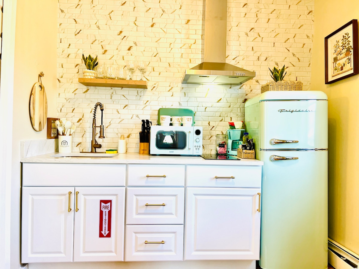 Full kitchen image 3