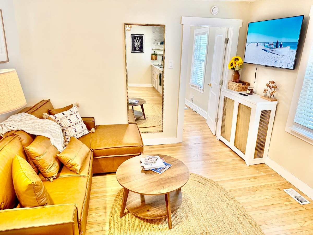 Living room image 3