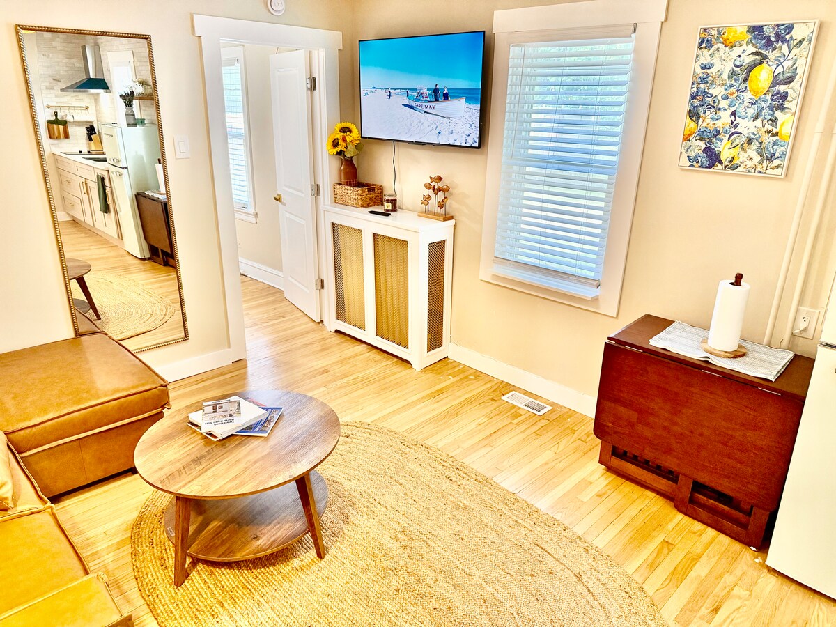 Living room image 2