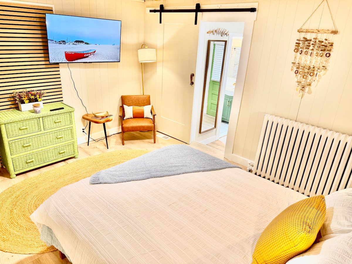 Bedroom image 1