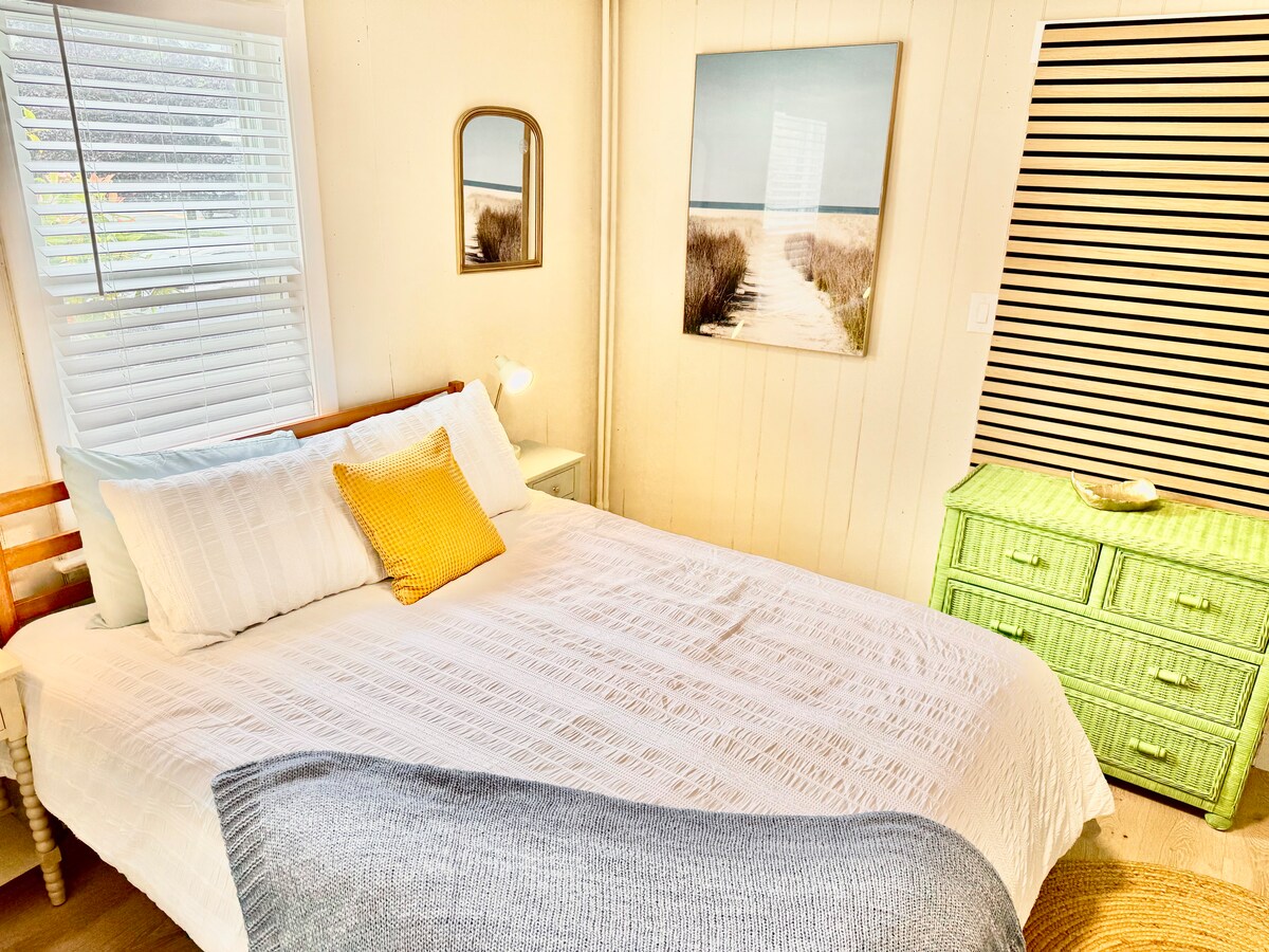 Bedroom image 3