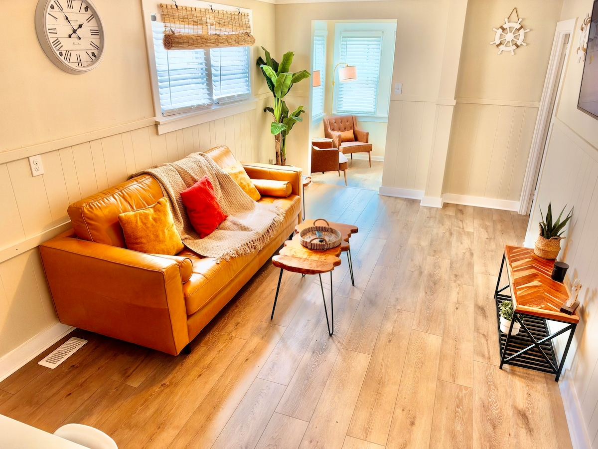 Living room image 12