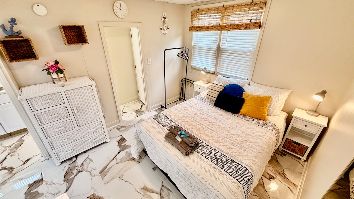 Bedroom image 3