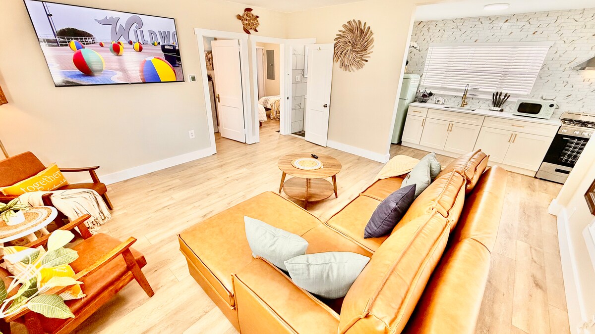 Living room image 3