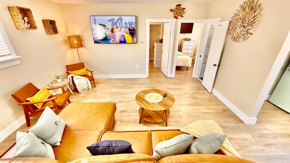 Living room image 2