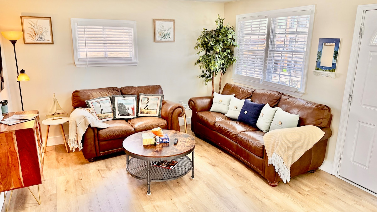 Living room image 5