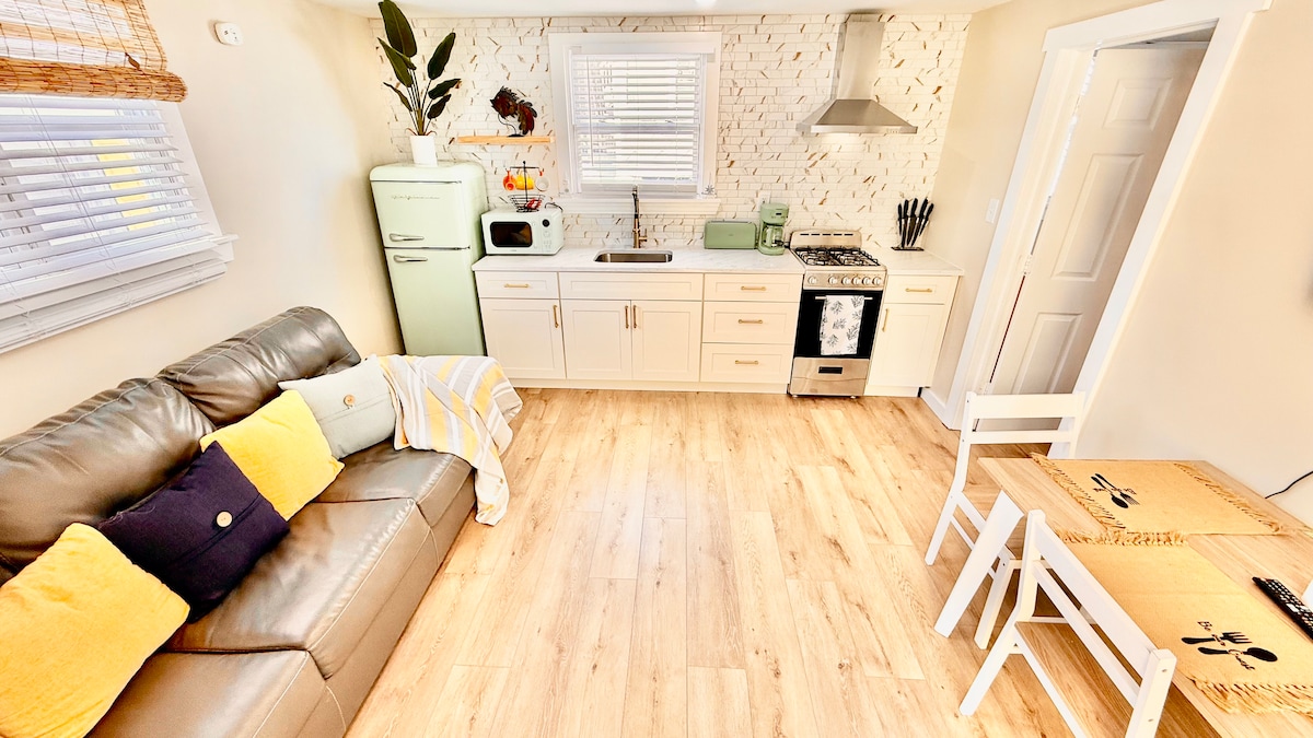 Full kitchen image 4