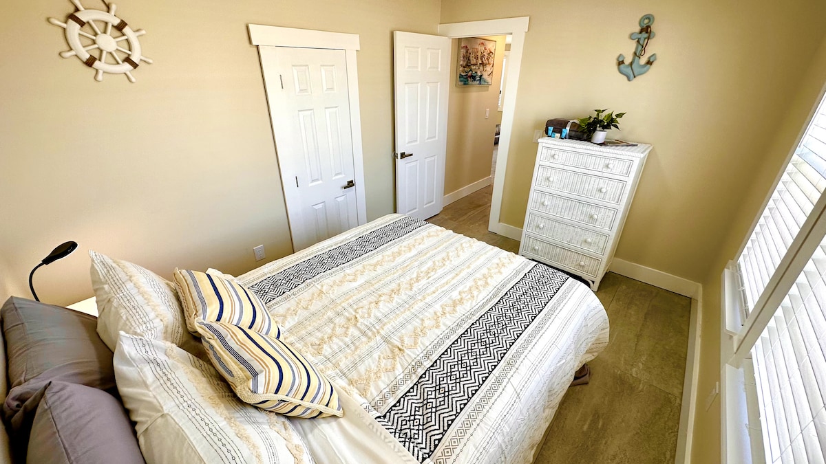 Bedroom 1 image 3