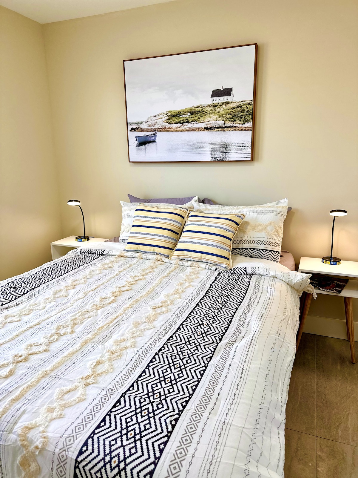 Bedroom 1 image 6