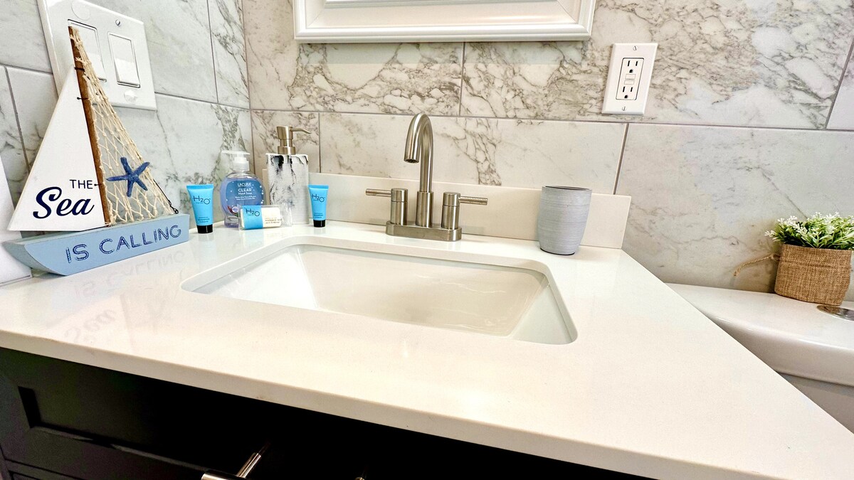 Full bathroom image 2
