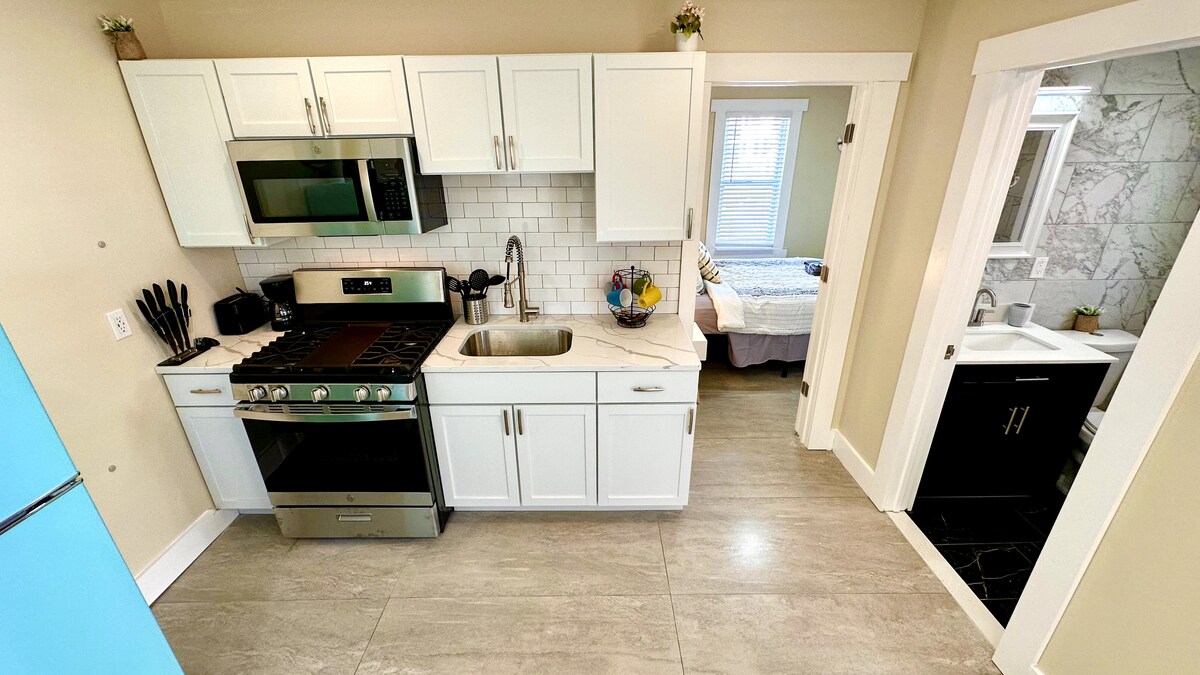Full kitchen image 3