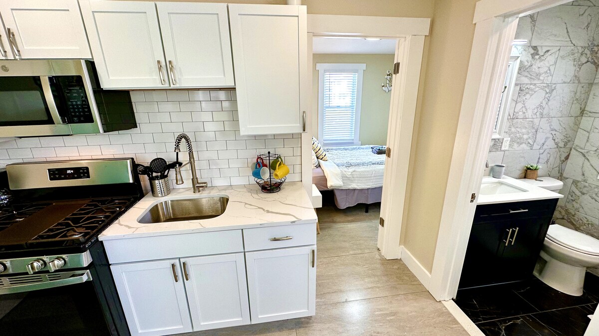 Full kitchen image 4
