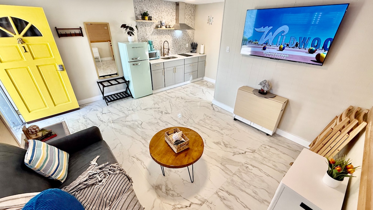 Living room image 9