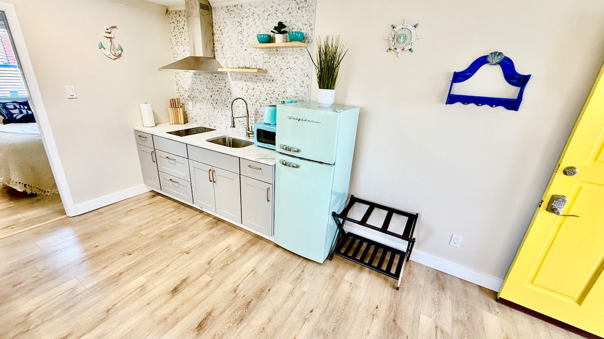 Full kitchen image 1