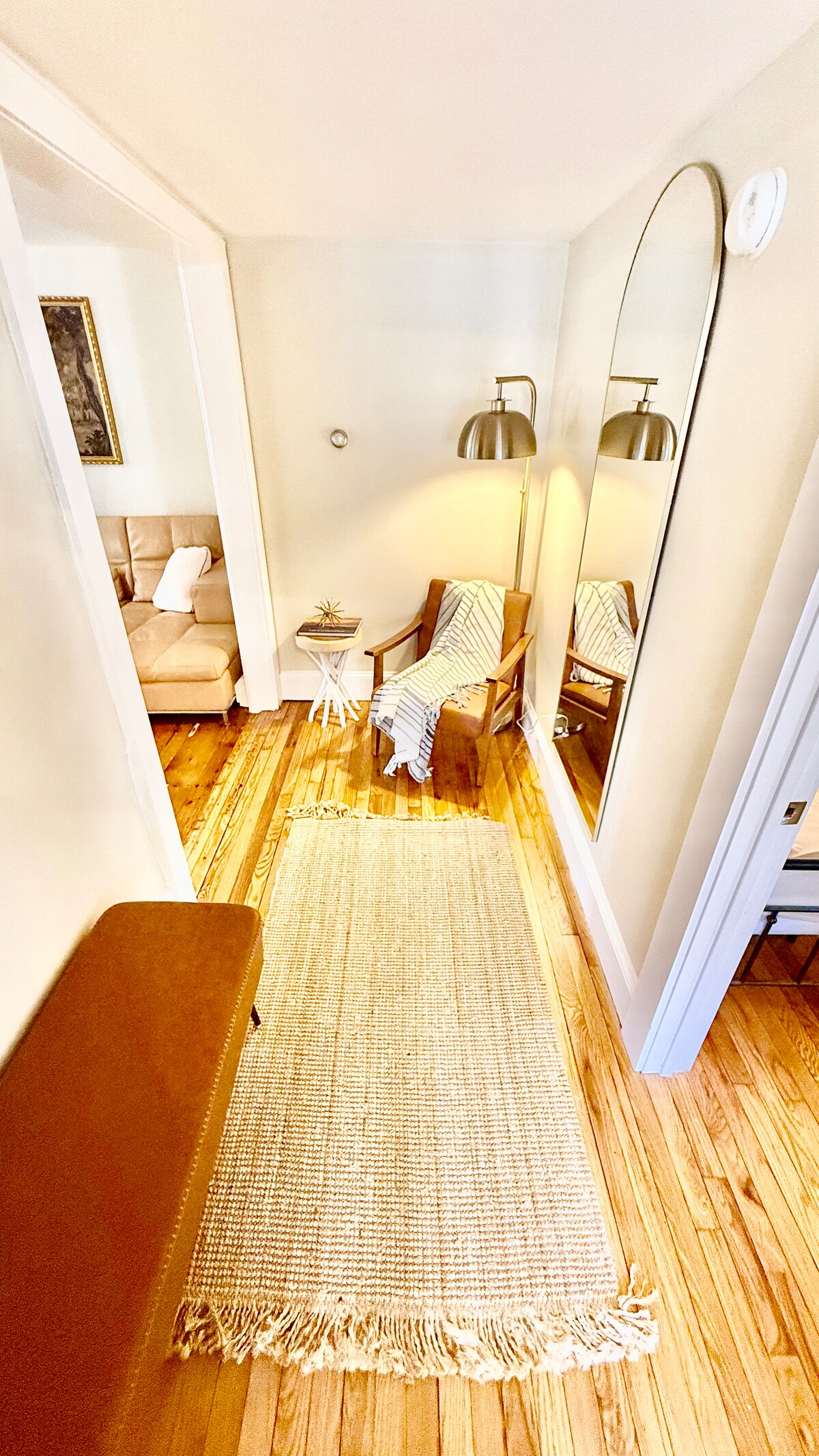 Living room image 8