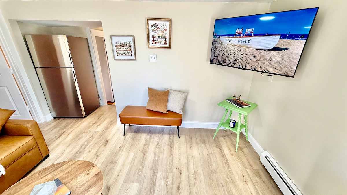 Living room image 11