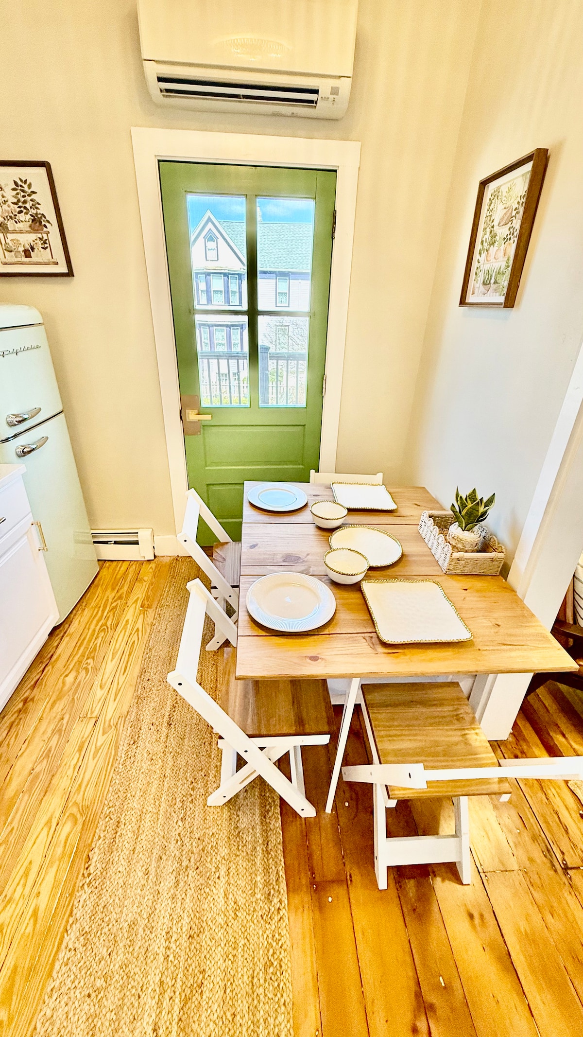 Full kitchen image 8