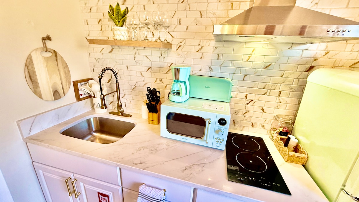 Full kitchen image 12