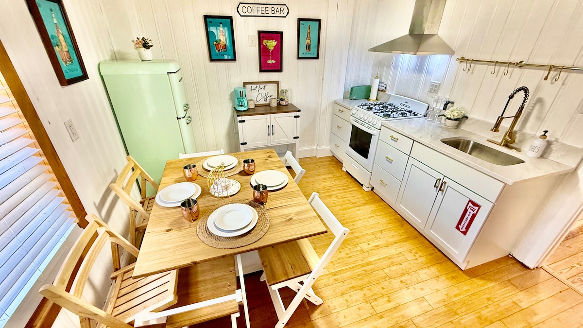 Full kitchen image 11