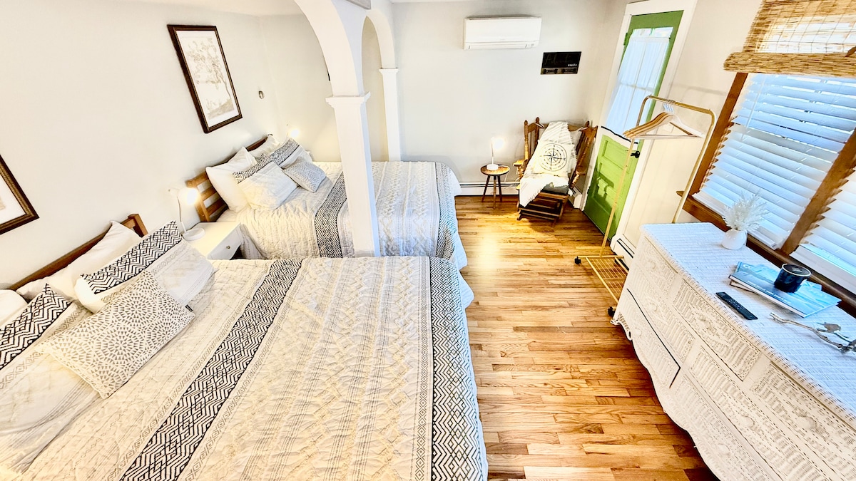 Bedroom image 1
