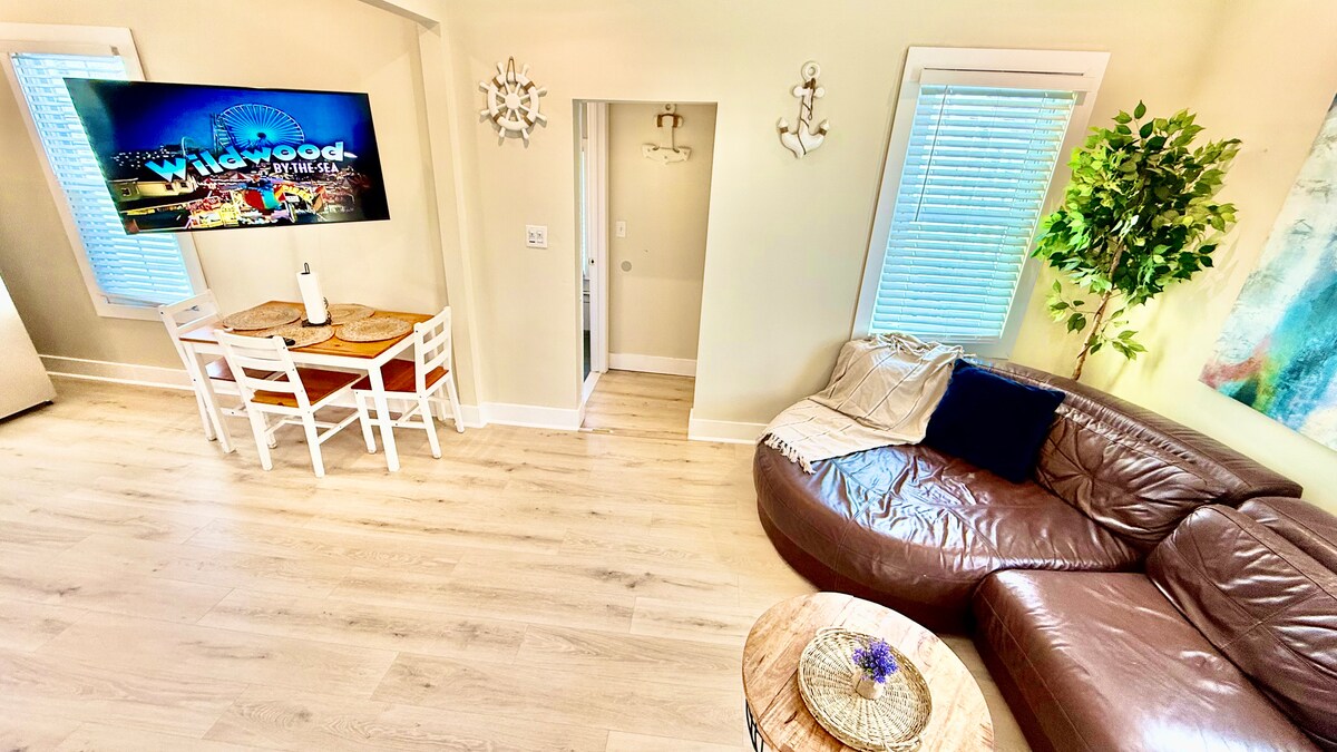 Living room image 5