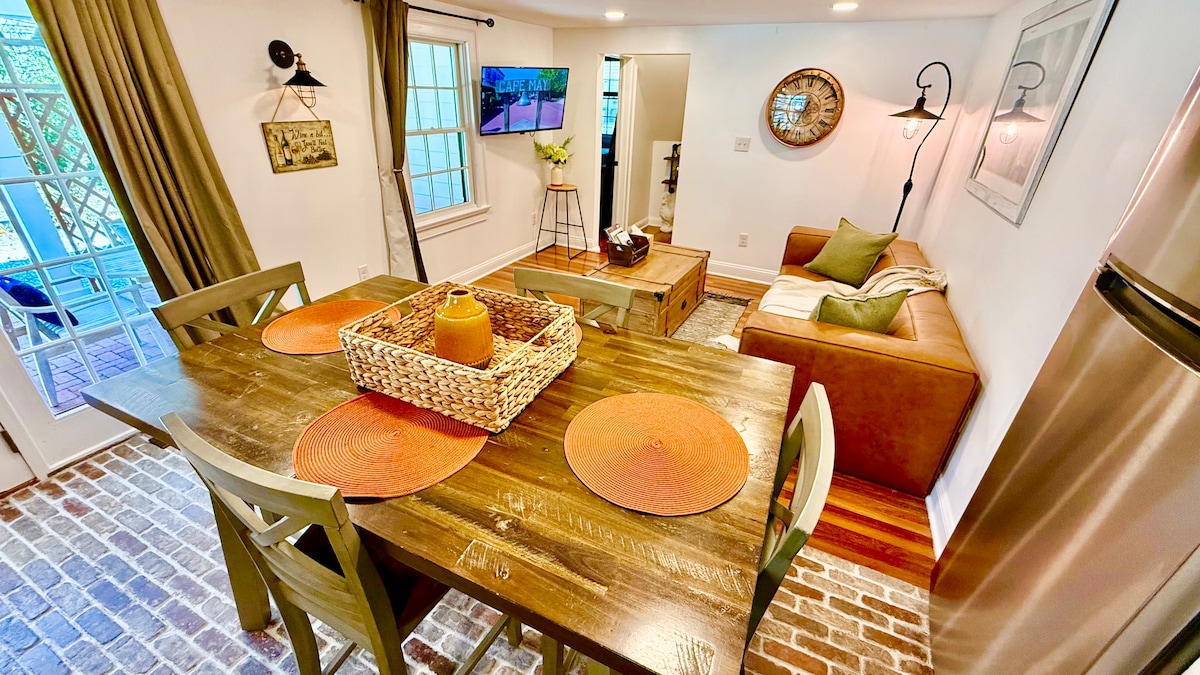 Living room image 12