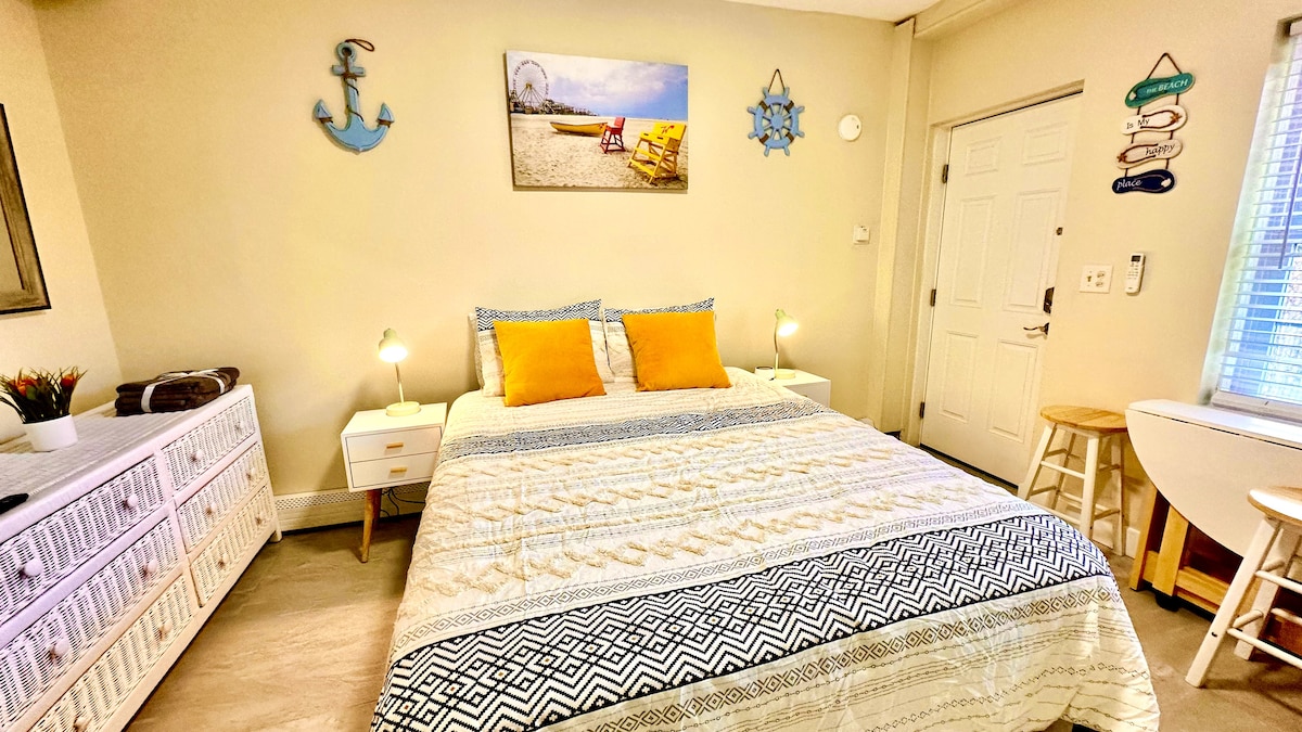 The Magnolia House | Seaside Nook