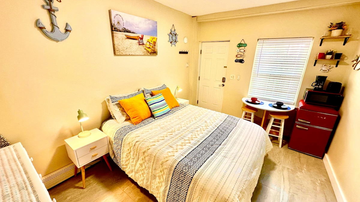 Relax in the luxury of a plush queen-sized bed
