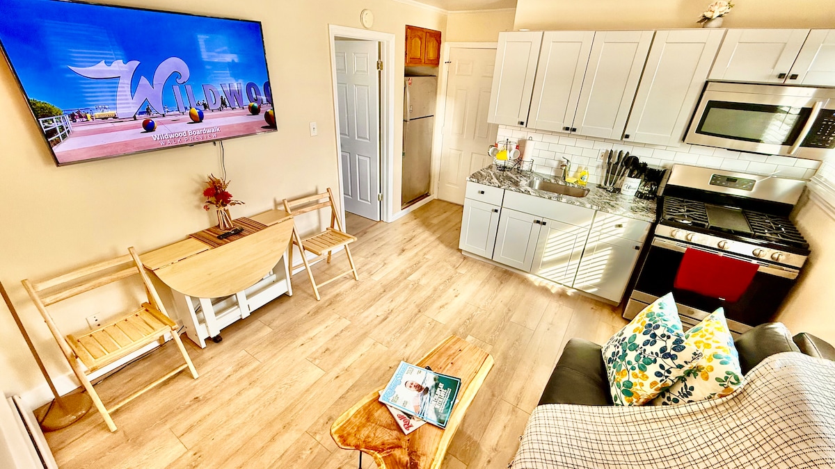 Full kitchen image 1