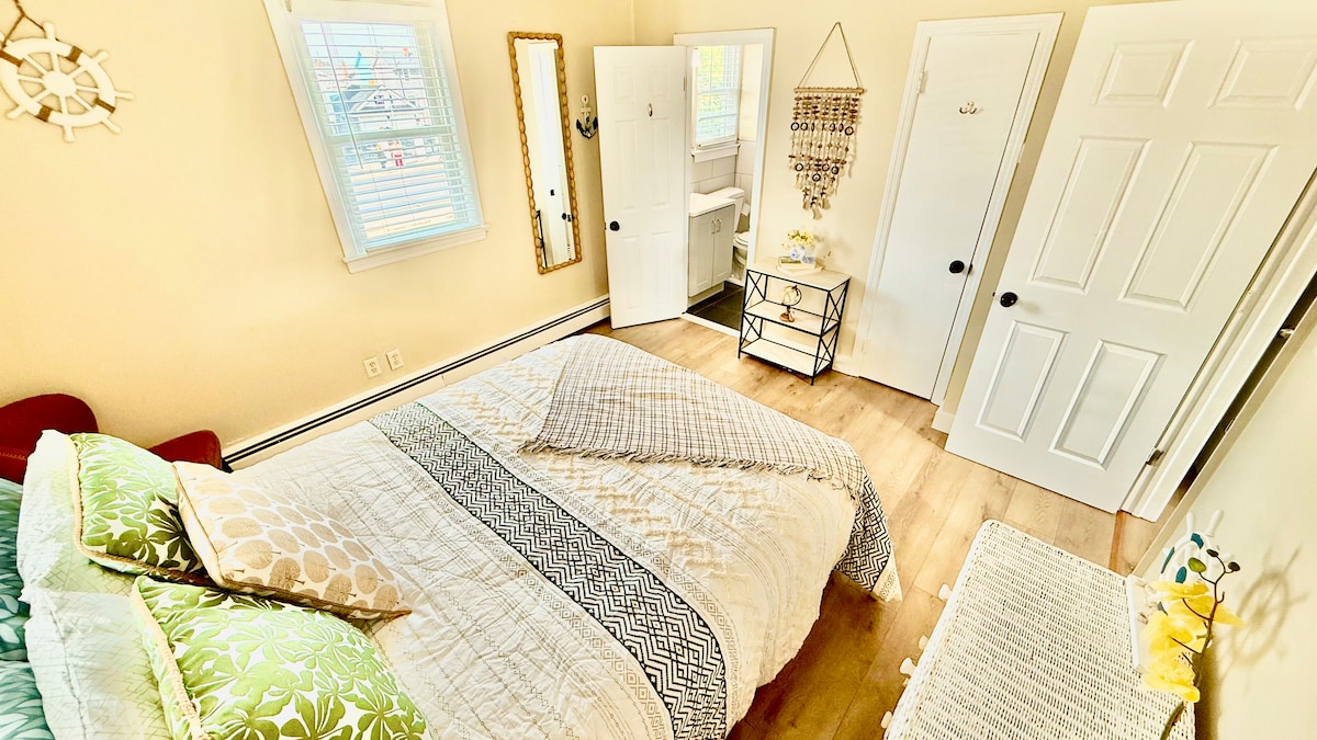 Bedroom image 4