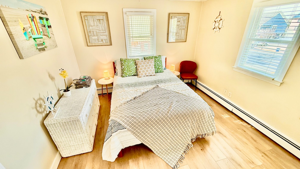 Bedroom image 2