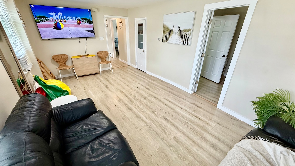 Living room image 3