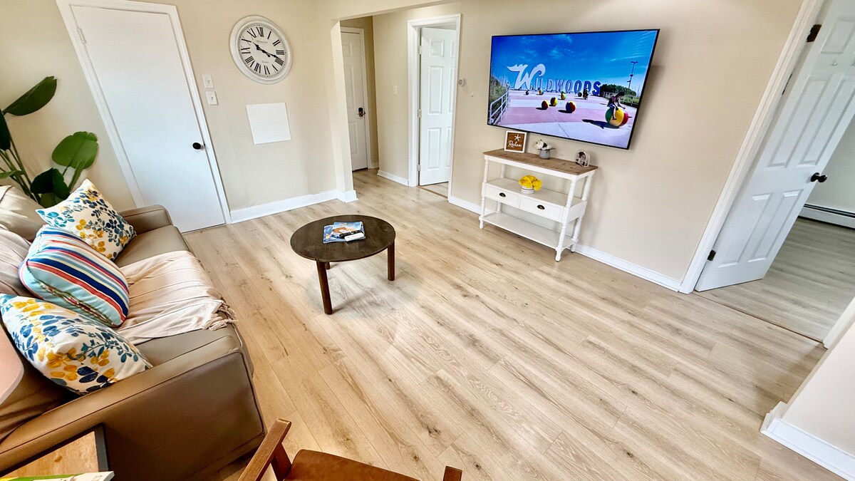 Living room image 12