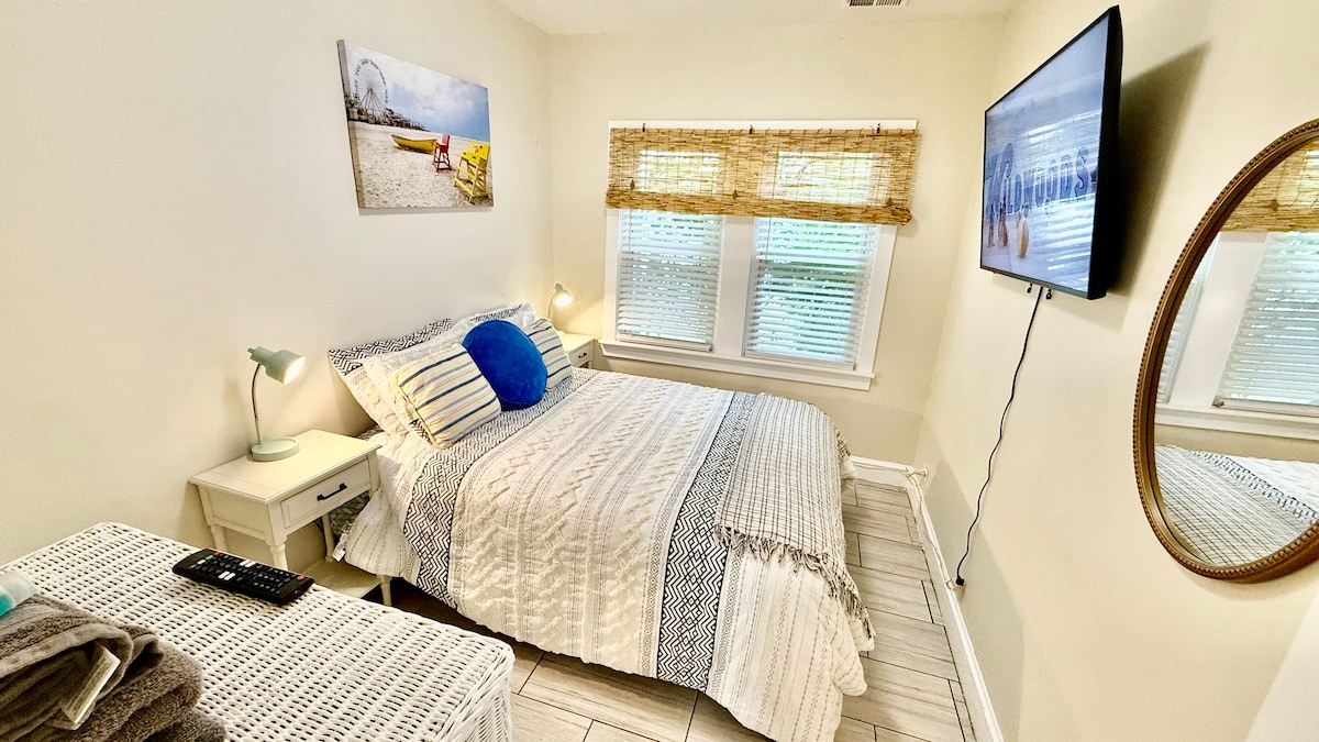 Bedroom 1 image 1