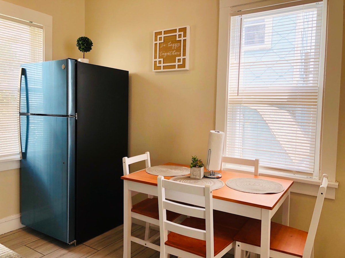 Full kitchen image 4
