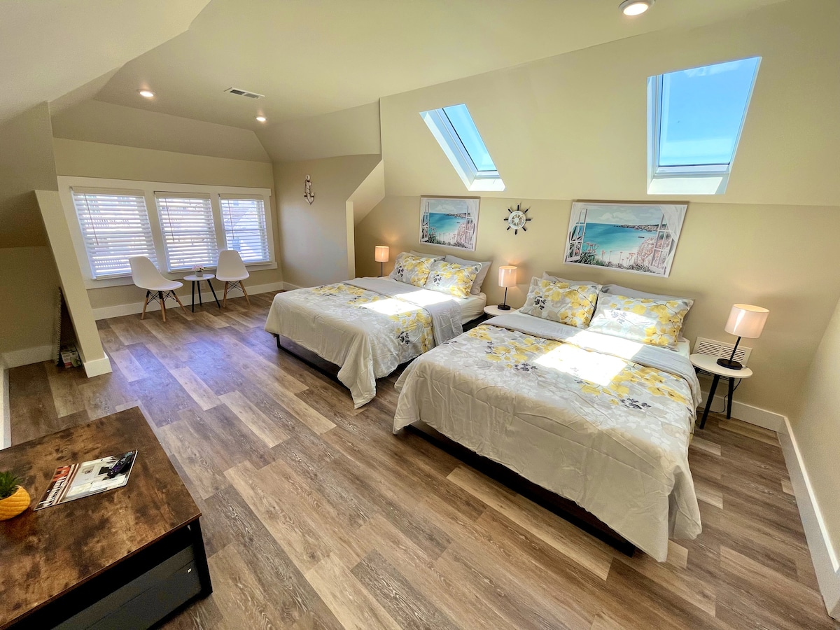 Bedroom #1 Queen+Queen