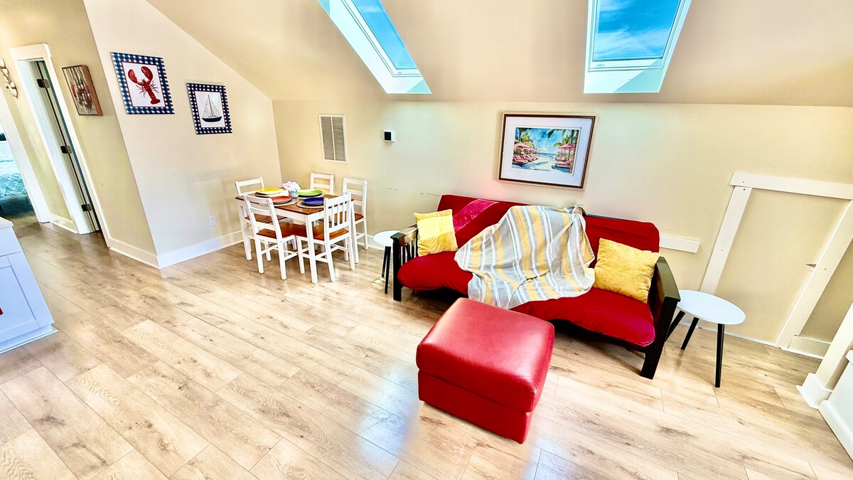 Living room image 9