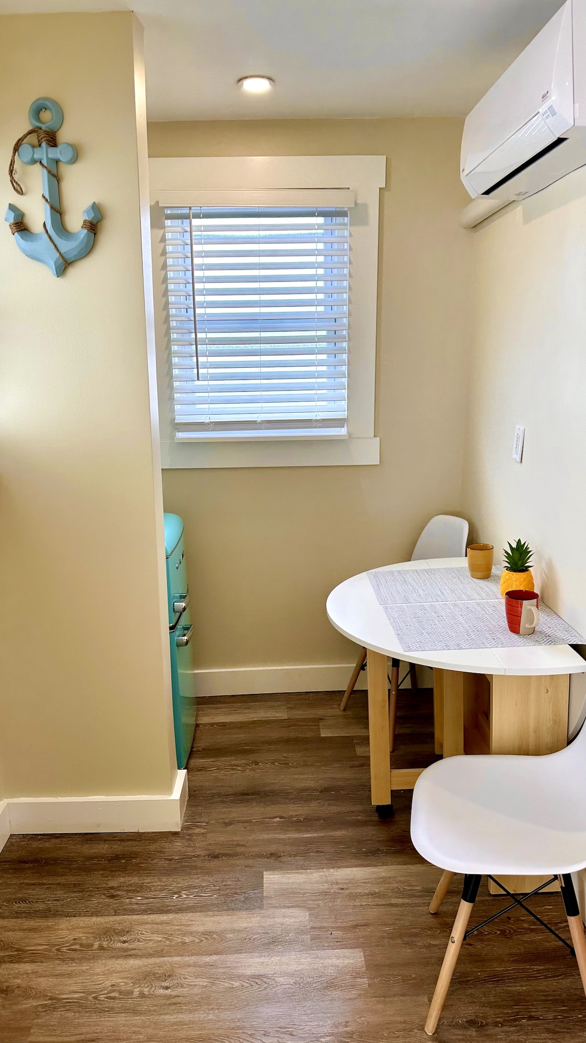 Small Dining area with foldable table