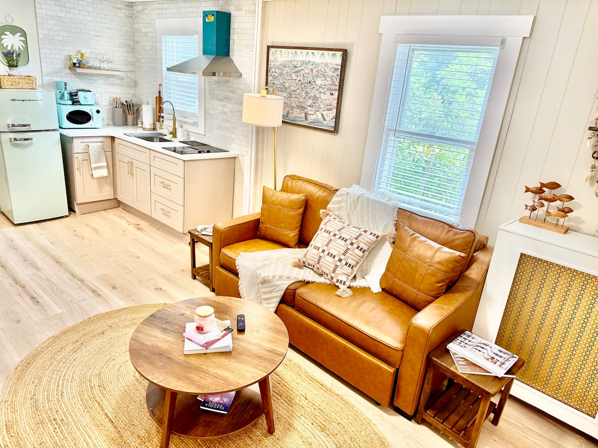 Living room image 11