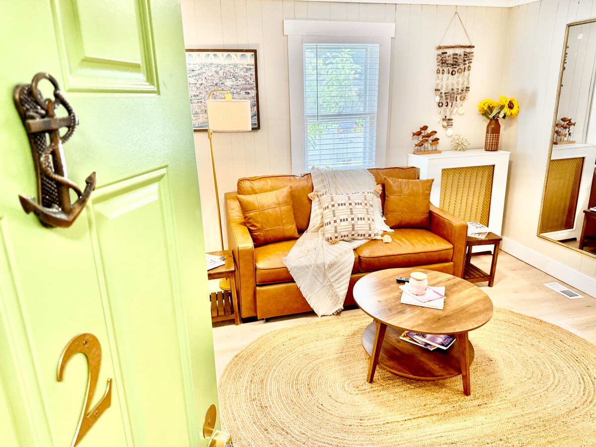 Living room image 2