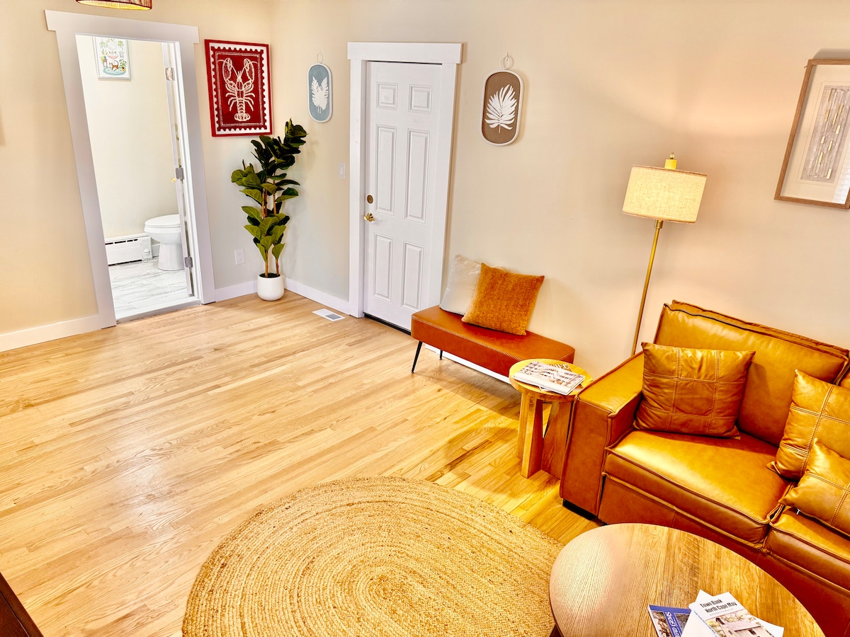Living room image 4